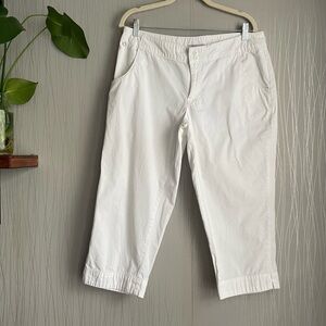 Columbia PFG 100% Cotton White Capri Pants Women’s size 12